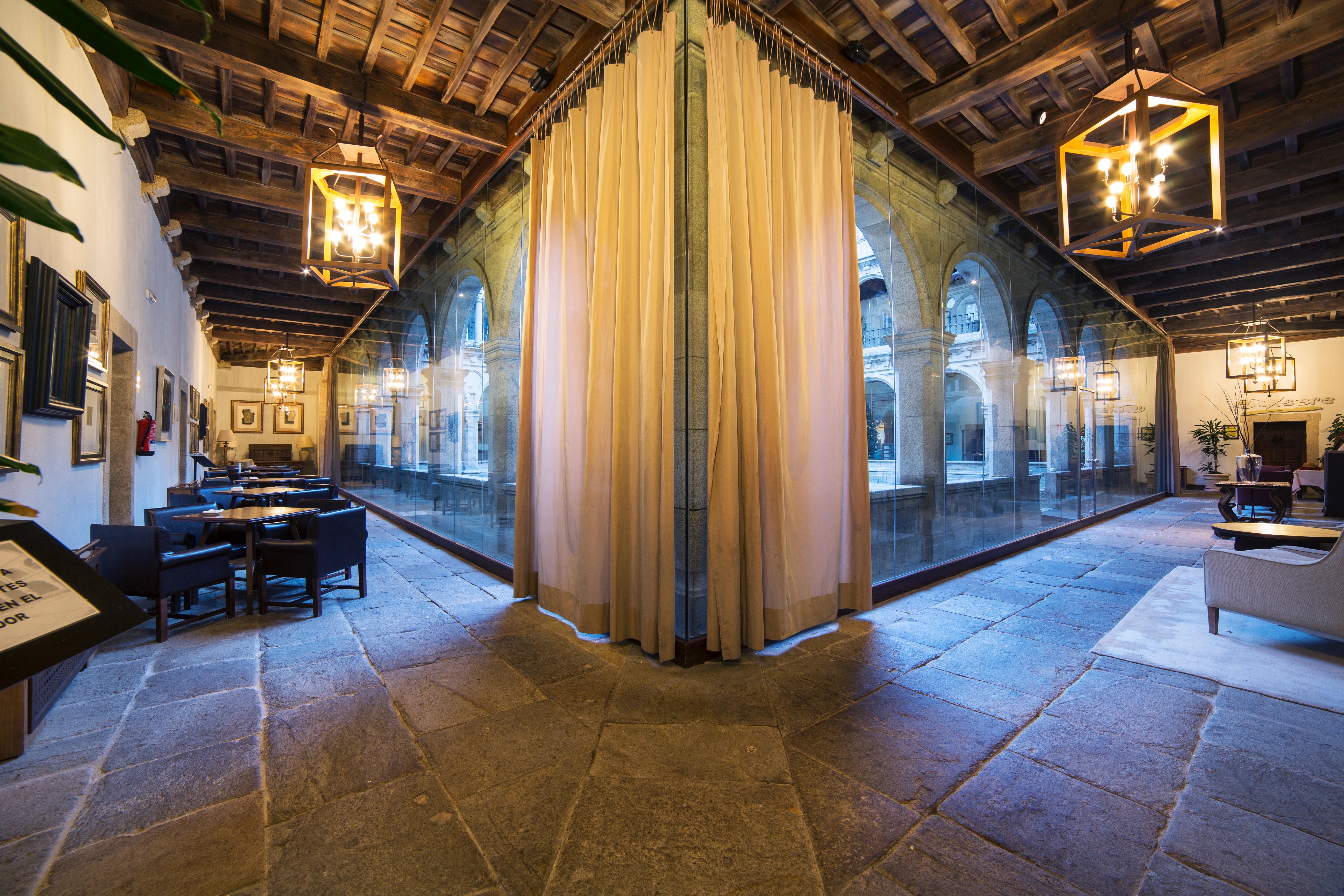 Parador De Monforte De Lemos Exterior photo